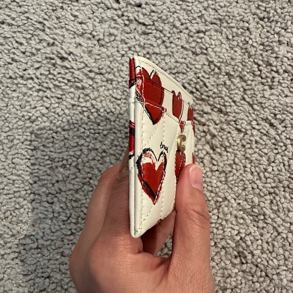 Coach Essential Card Case, Cream with Red Hearts, NWT - Picture 3 of 5